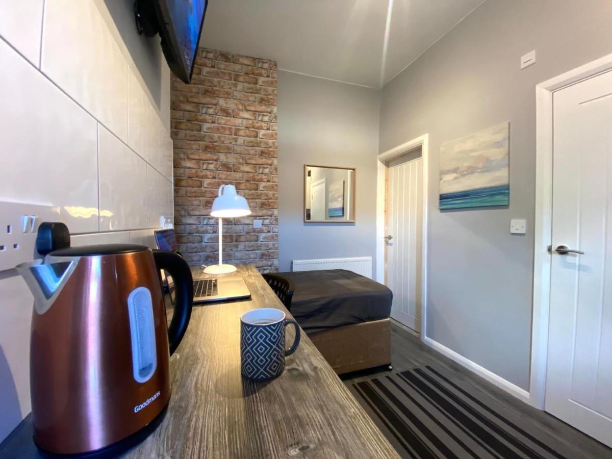 Limpenny Studio Apartment - Work Friendly And Outstanding Garden Studio Close To City Centre Нотингам Екстериор снимка
