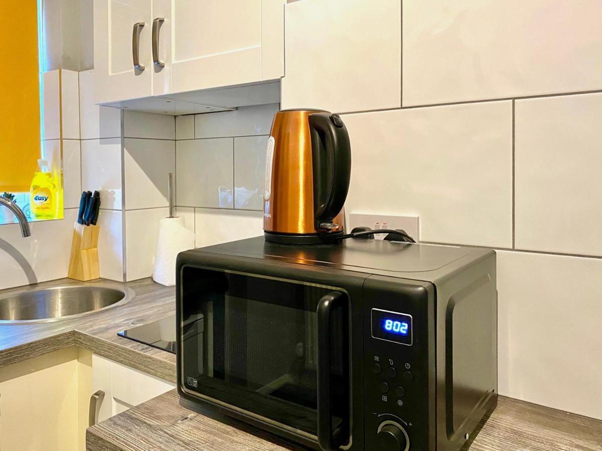 Limpenny Studio Apartment - Work Friendly And Outstanding Garden Studio Close To City Centre Нотингам Екстериор снимка